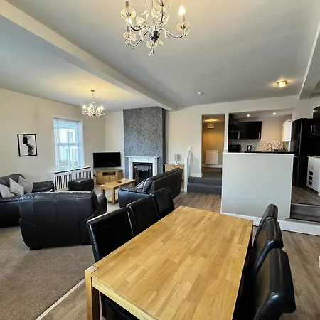 Holgate Premier Апартаменты